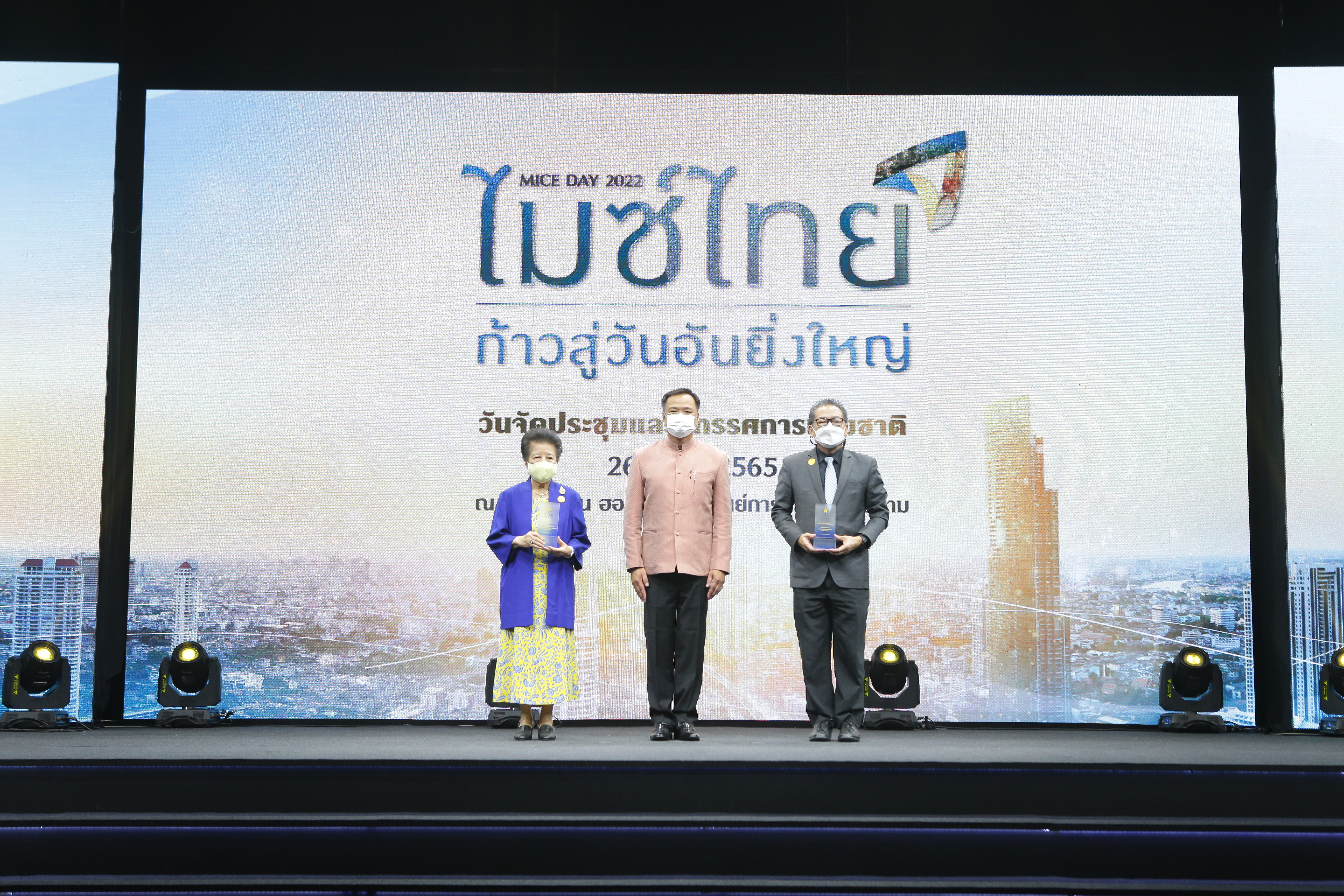 editor image